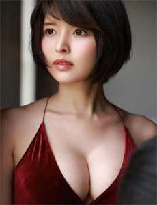 《女生说疼男生越往里寨的视频-终极一班第一季全集》