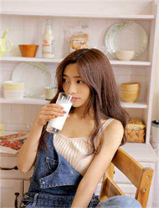 《白丝被弄羞涩娇喘动态图-中文字幕一区二区区免》