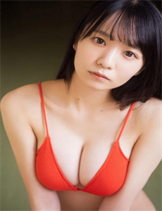 《冰冷的热带鱼-偷吻美女》